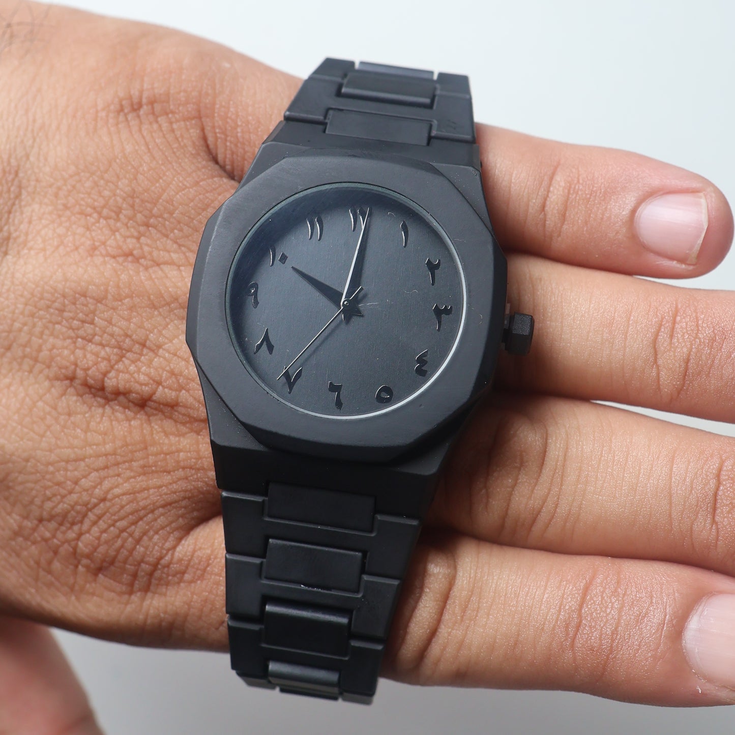 Stylight Noir Classic Watch – Timeless Elegance Edition